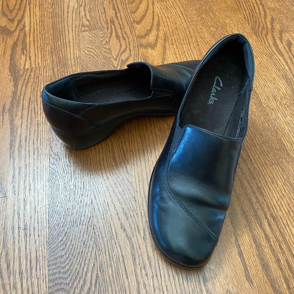 Clarks ladies size 11 M